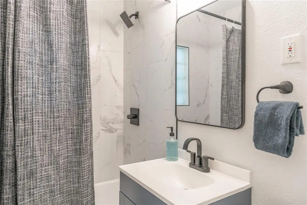 Photo 22 — 717 NW 28th Street, Oklahoma City, OK 73103