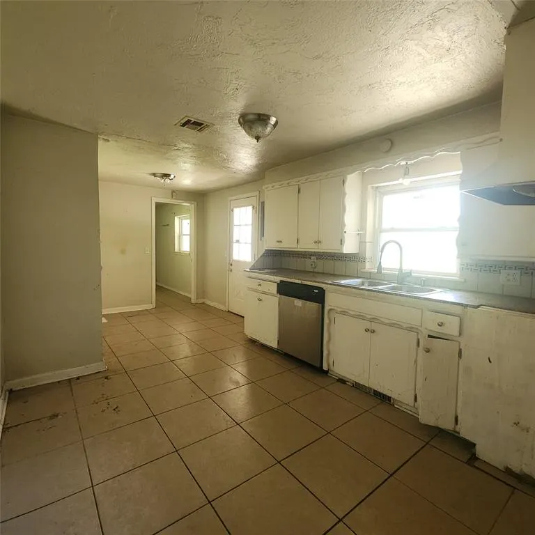Photo 9 — 9300 NE 46th Street, Spencer, OK 73084
