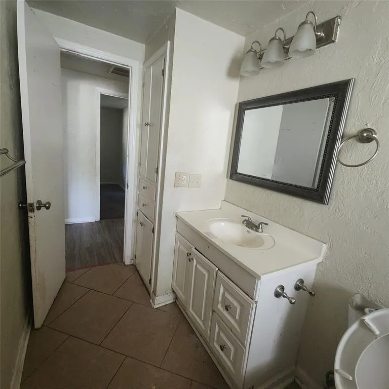 Photo 13 — 9300 NE 46th Street, Spencer, OK 73084