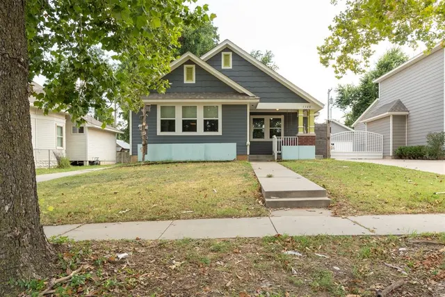 Photo 2 — 1128 NW 12th Street, Oklahoma City, OK 73106