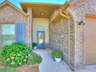 Sold home at 19575 Pioneer Way