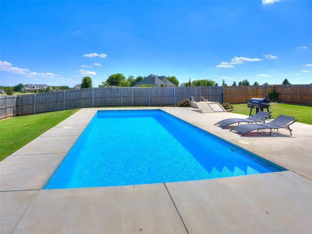 Photo 35 — 19575 Pioneer Way, Cashion, OK 73016
