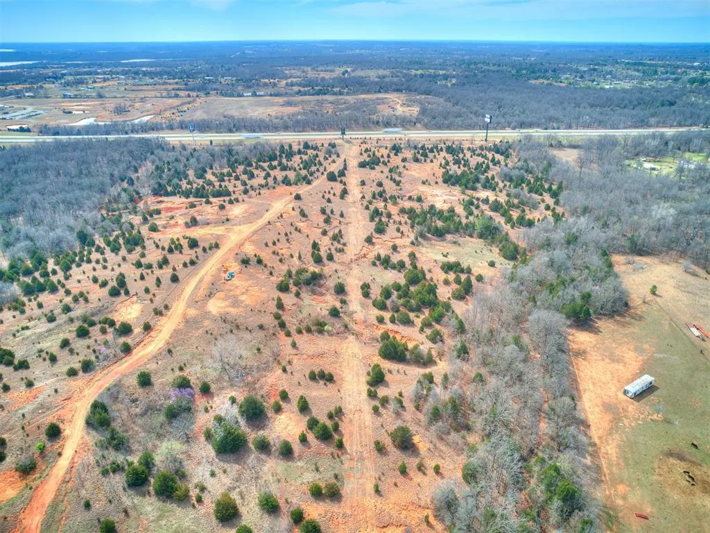 Photo 21 — SE 74th Street, McLoud, OK 74851