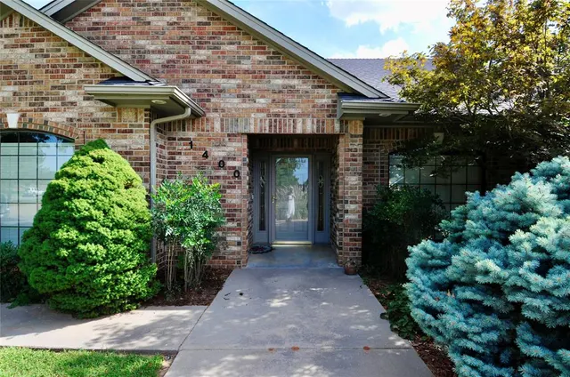 Photo 2 — 1400 Rolling Hills Street, Weatherford, OK 73096