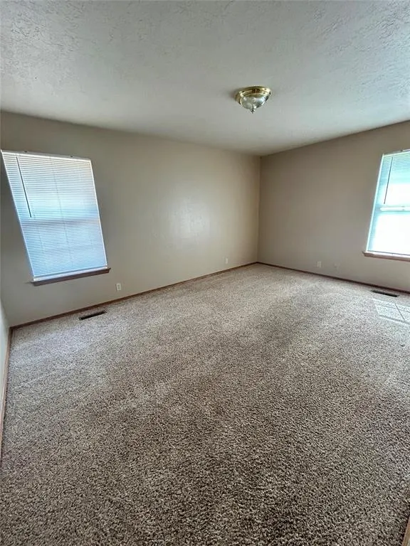 Photo 17 — 1400 Rolling Hills Street, Weatherford, OK 73096