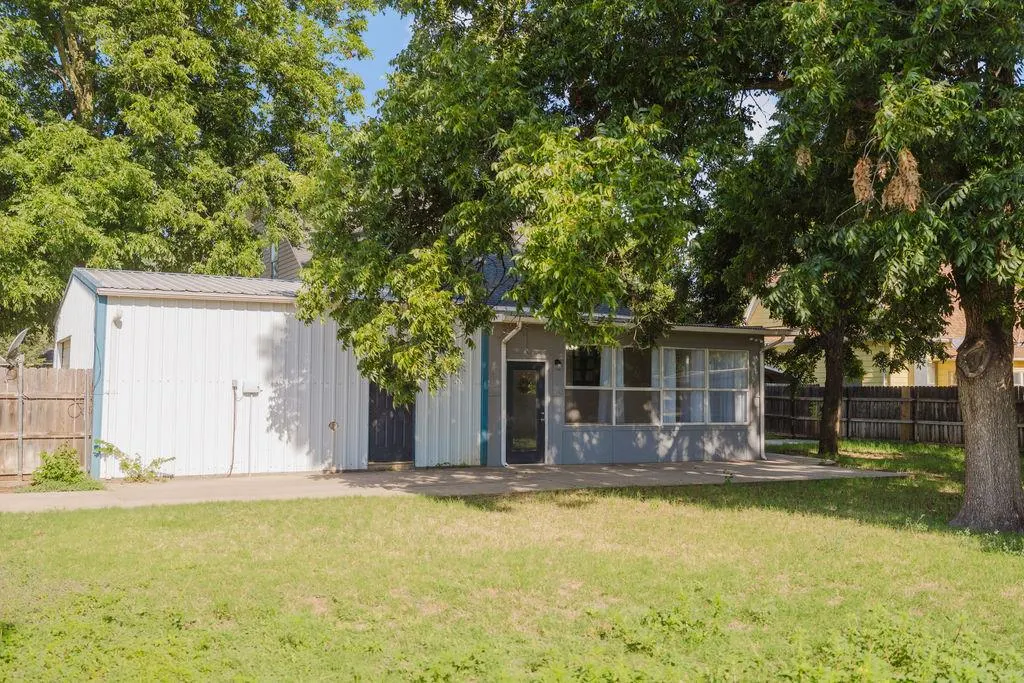 Photo 39 — 602 N Main Street, Elk City, OK 73644