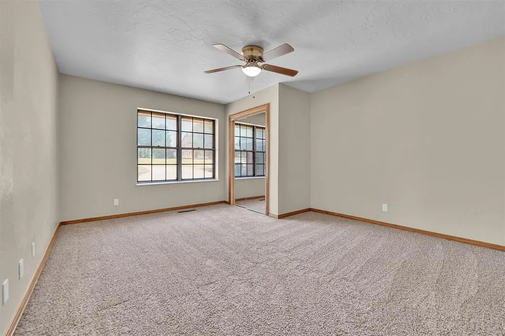 Photo 21 — 605 N COLLEGE Street, Cordell, OK 73632