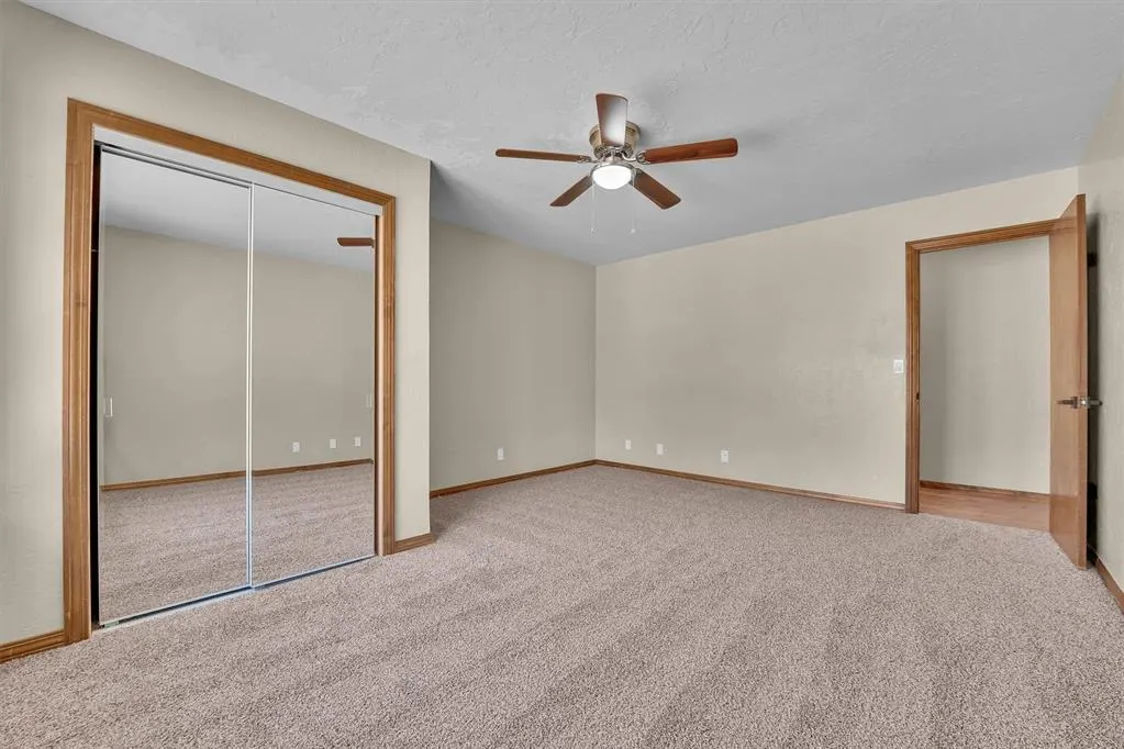 Photo 22 — 605 N COLLEGE Street, Cordell, OK 73632