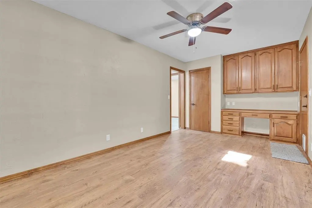 Photo 43 — 605 N COLLEGE Street, Cordell, OK 73632