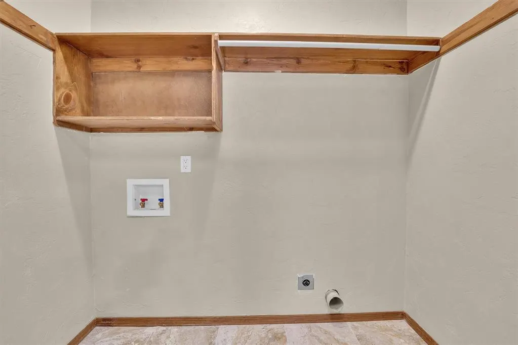 Photo 44 — 605 N COLLEGE Street, Cordell, OK 73632