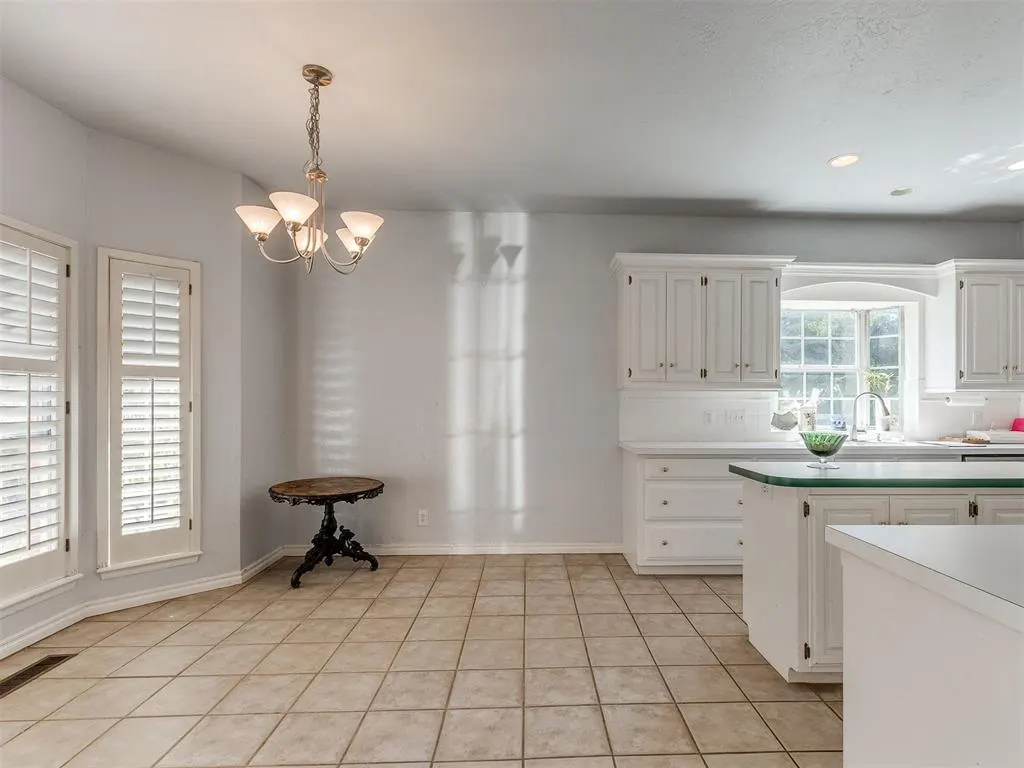Photo 7 — 1010 Silver Oaks Drive, Edmond, OK 73025