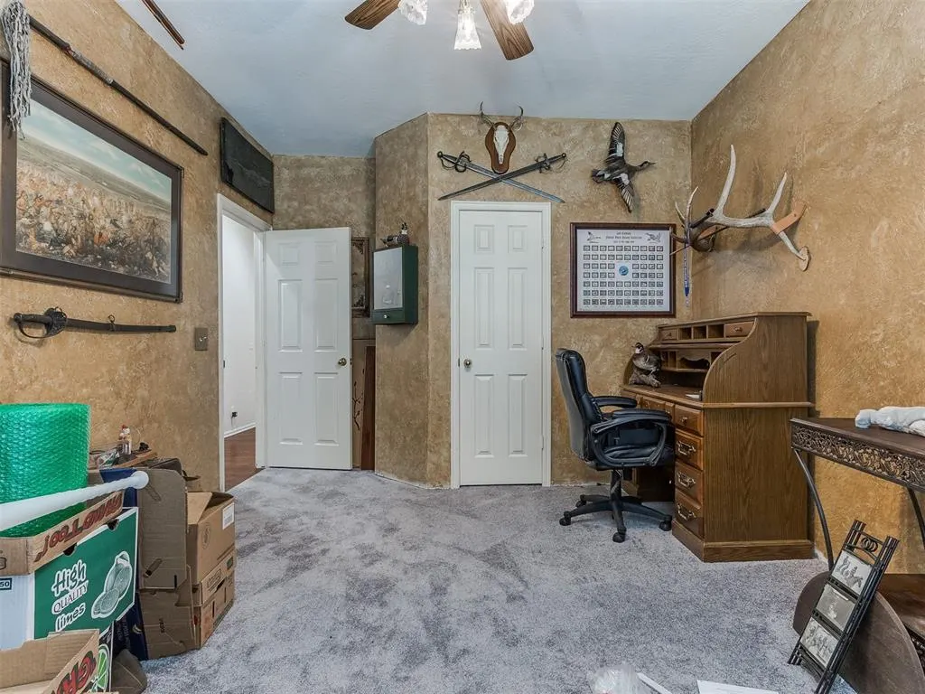 Photo 11 — 1010 Silver Oaks Drive, Edmond, OK 73025