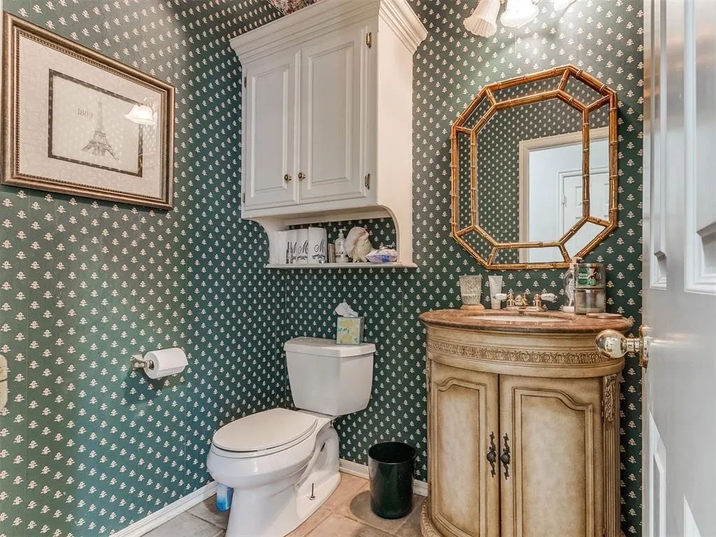 Photo 12 — 1010 Silver Oaks Drive, Edmond, OK 73025