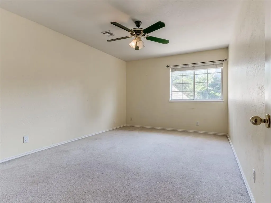 Photo 15 — 1010 Silver Oaks Drive, Edmond, OK 73025