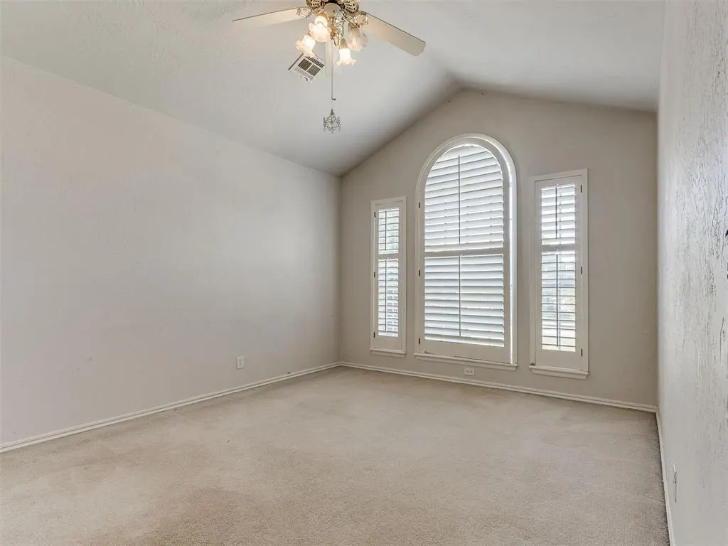 Photo 17 — 1010 Silver Oaks Drive, Edmond, OK 73025