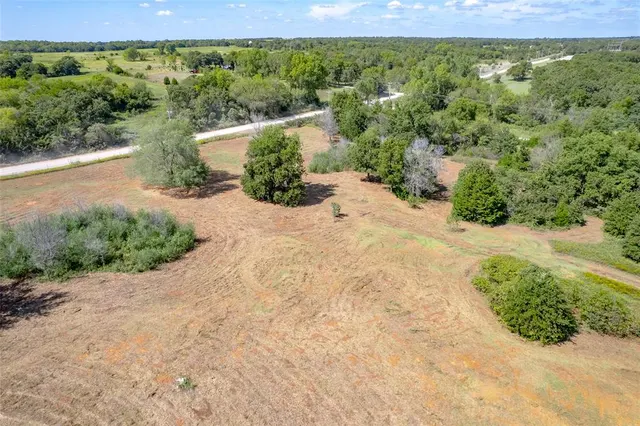 Photo 2 — 2837 County Street 2970, Alex, OK 73002