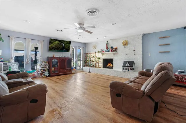 Photo 8 — 325 NW 63rd Street, Lawton, OK 73505