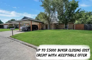 Sold home at 325 NW 63rd Street
