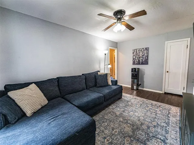 Photo 3 — 2816 NE 17th Street, Oklahoma City, OK 73111