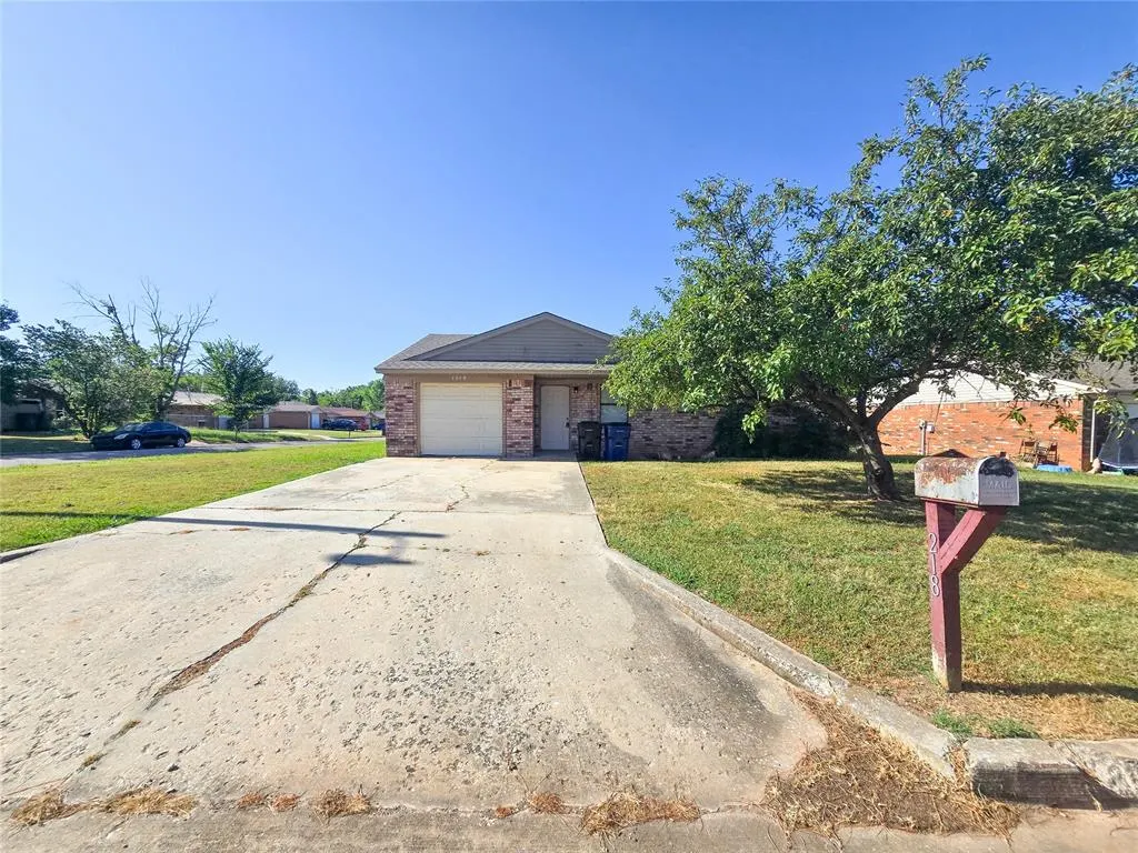 Front exterior — 1218 Pond Creek Drive, Tecumseh, OK 74873