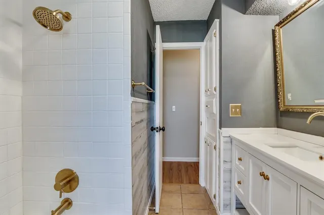 Photo 6 — 2200 Lazy Brook Trail, Edmond, OK 73013