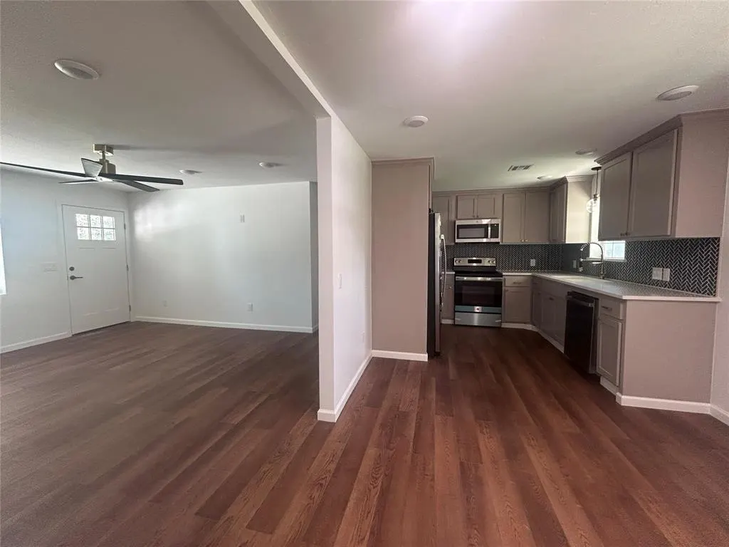 Photo 12 — 1002 N Carr Avenue, Wynnewood, OK 73098