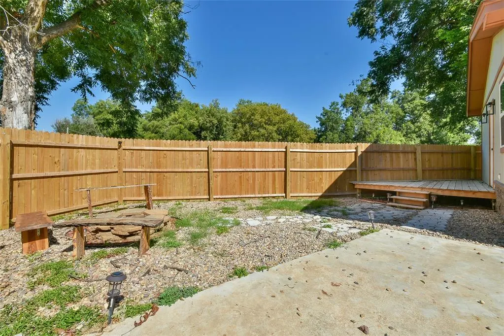 Photo 24 — 610 S 19th Street, Chickasha, OK 73018