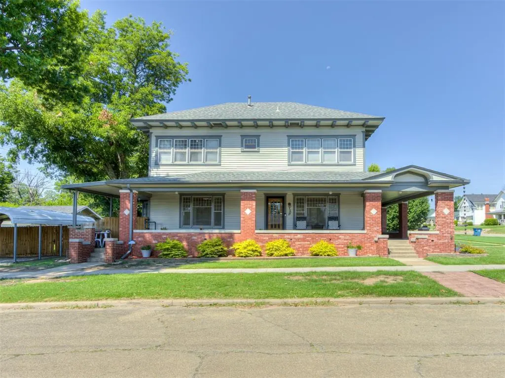 Photo 2 — 525 E Broadway Street, Cushing, OK 74023