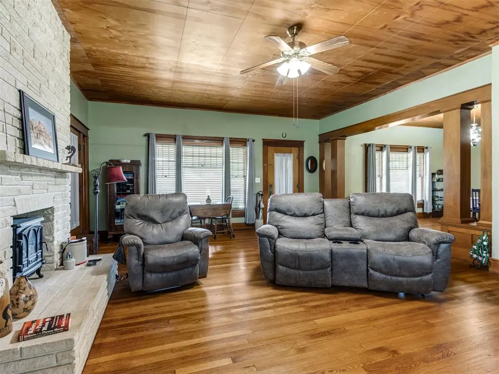 Photo 10 — 525 E Broadway Street, Cushing, OK 74023