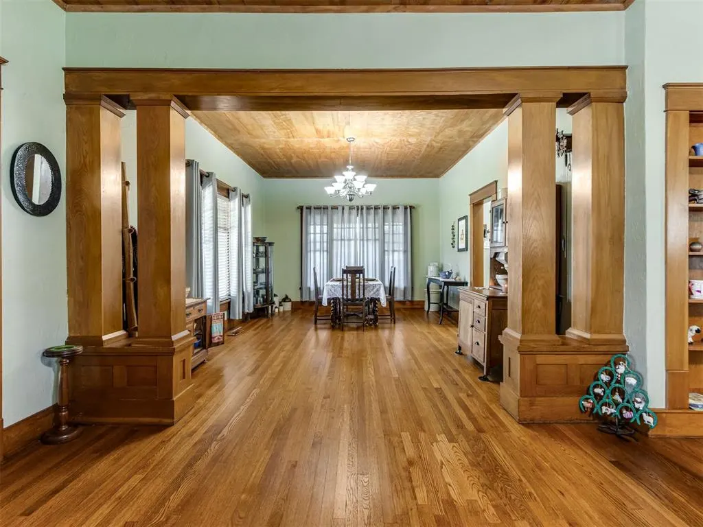 Photo 12 — 525 E Broadway Street, Cushing, OK 74023