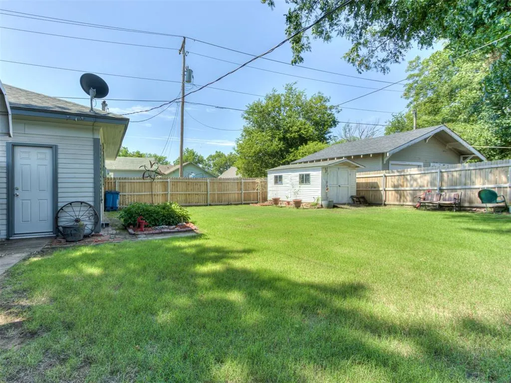 Photo 32 — 525 E Broadway Street, Cushing, OK 74023