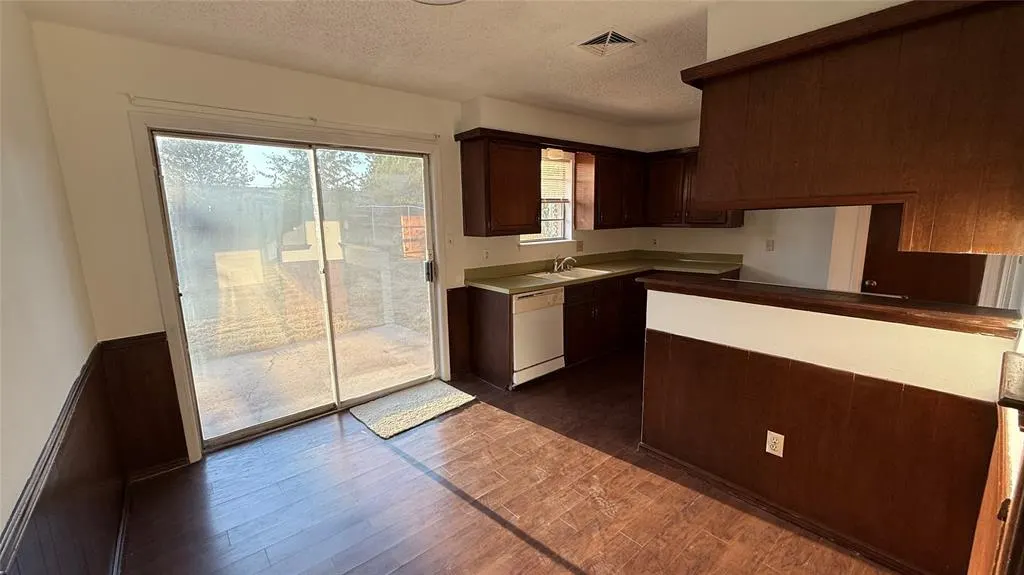 Photo 4 — 1622 Southern Heights Ave. Drive, Norman, OK 73072