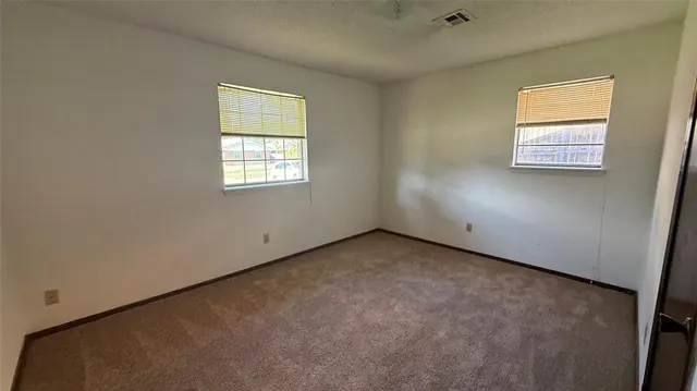 Photo 6 — 1618 Briarcliff Court, Norman, OK 73071