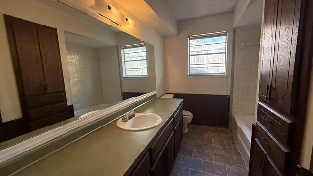 Photo 8 — 1618 Briarcliff Court, Norman, OK 73071