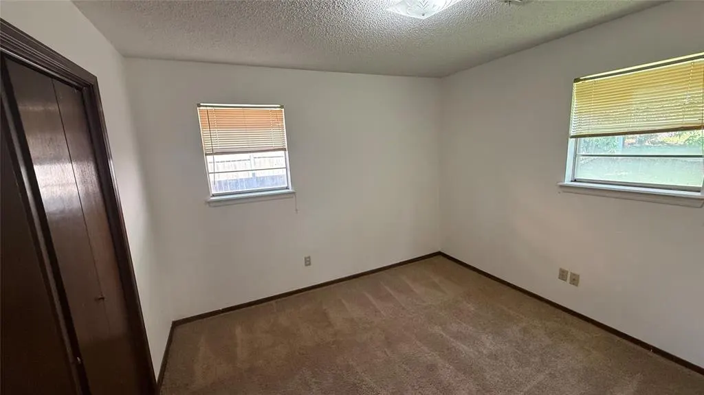 Photo 10 — 1618 Briarcliff Court, Norman, OK 73071