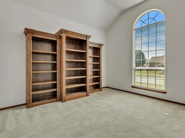 Photo 7 — 2525 Renwick Avenue, Oklahoma City, OK 73128