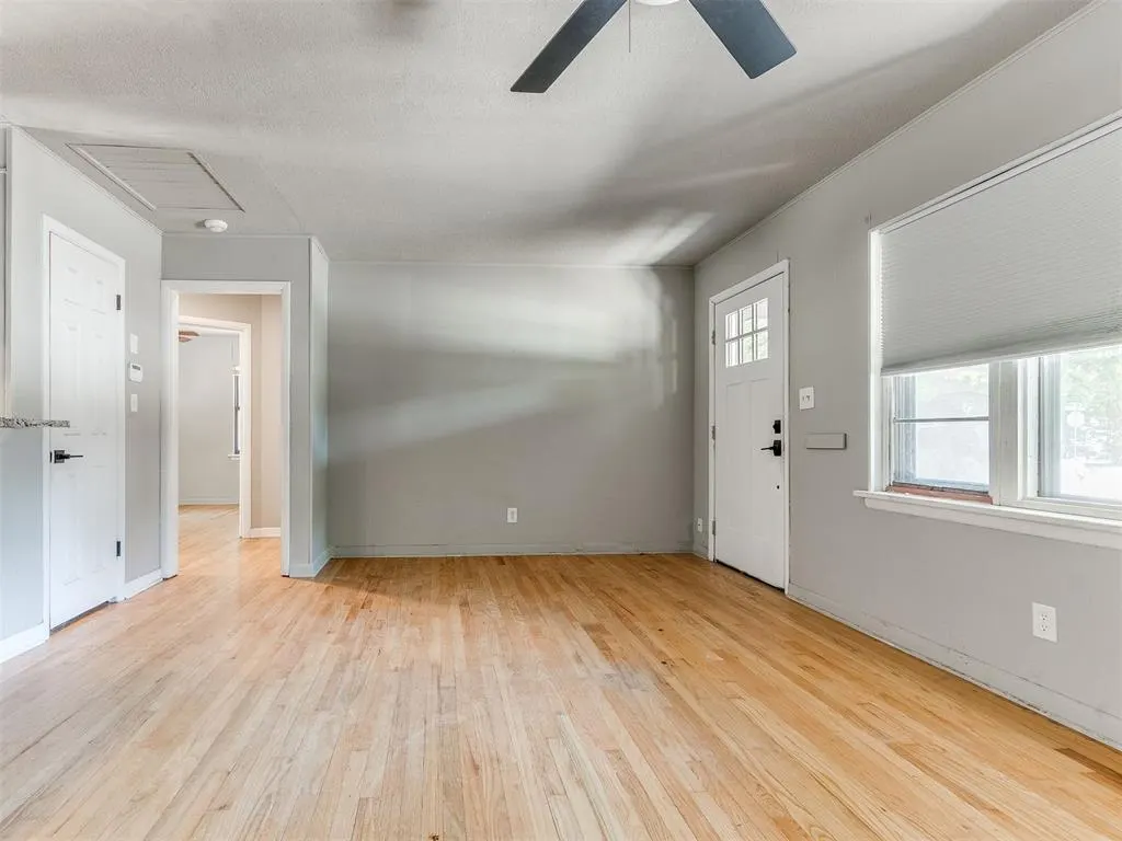 Photo 6 — 1527 Camden Way, Norman, OK 73069