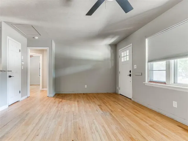 Photo 6 — 1527 Camden Way, Norman, OK 73069