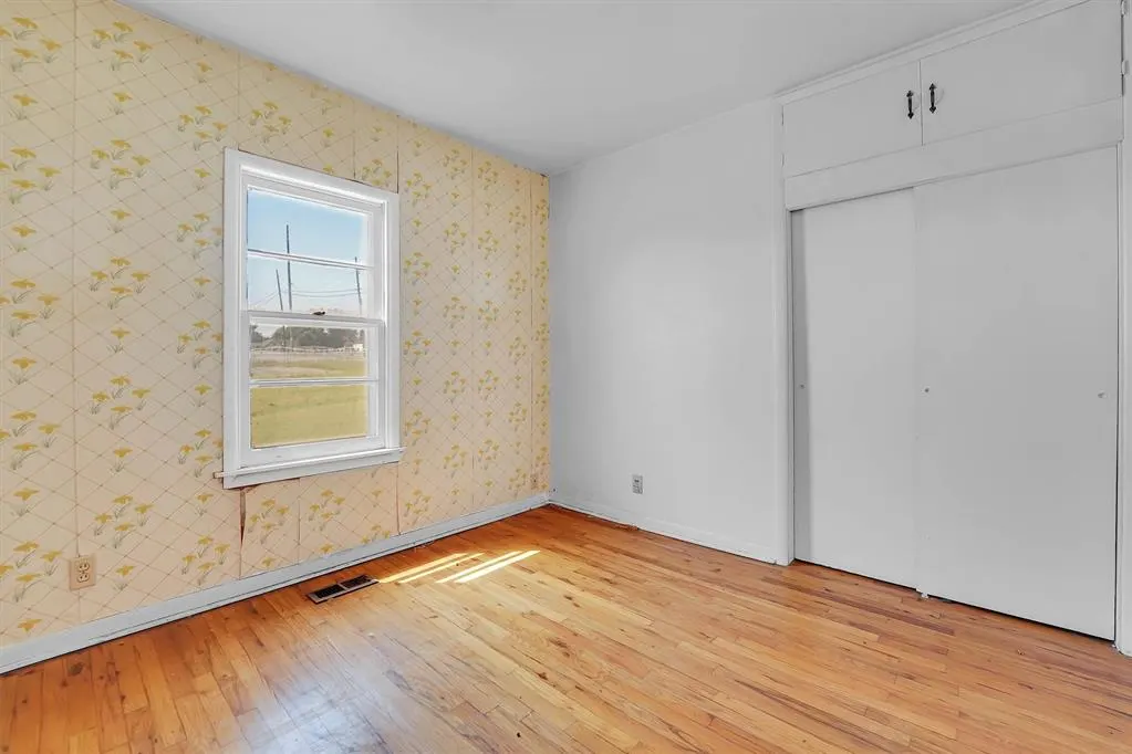 Photo 17 — 119 N Linwood Street, Cordell, OK 73632