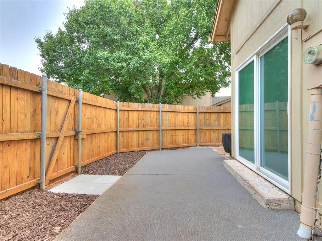 Photo 24 — 9624 Hefner Village Boulevard, Oklahoma City, OK 73162