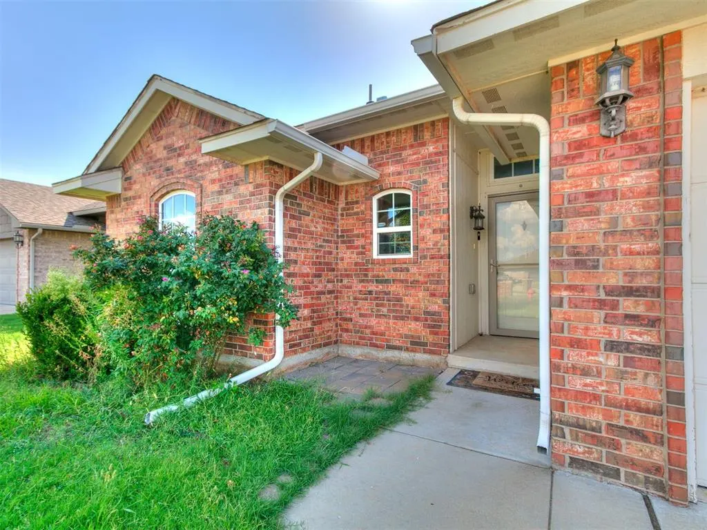 Front exterior — 5707 Sanabel Court, Oklahoma City, OK 73179