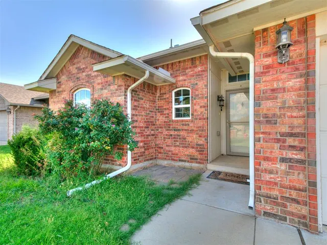 Front exterior — 5707 Sanabel Court, Oklahoma City, OK 73179
