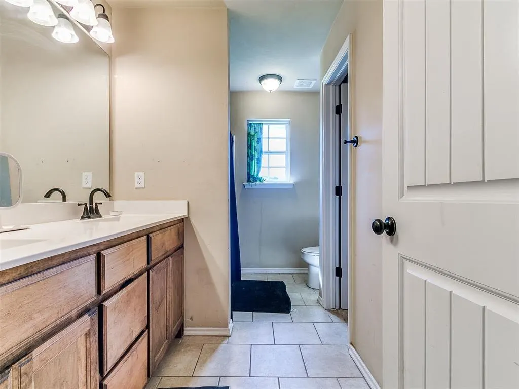 Photo 15 — 5707 Sanabel Court, Oklahoma City, OK 73179