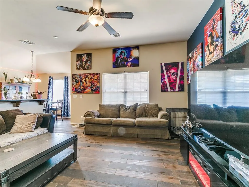 Photo 17 — 5707 Sanabel Court, Oklahoma City, OK 73179