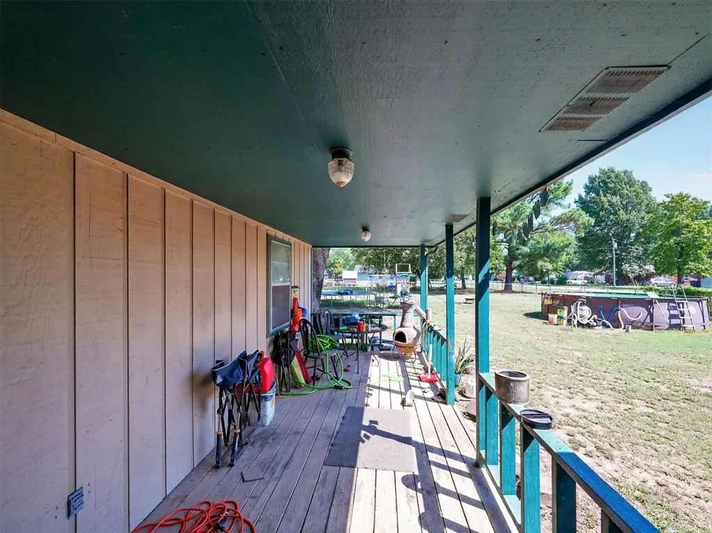 Photo 2 — 800 SW 4th Street, Wagoner, OK 74467