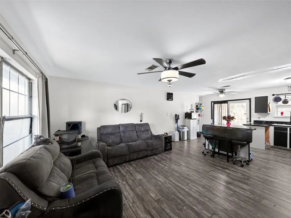Photo 12 — 800 SW 4th Street, Wagoner, OK 74467
