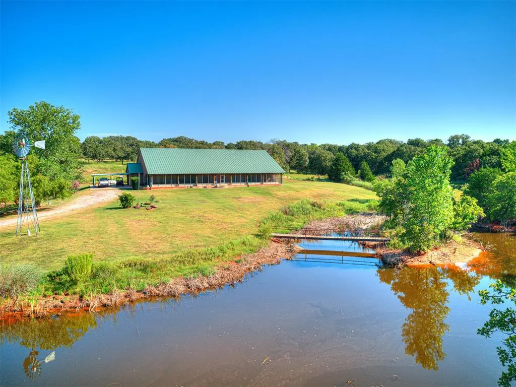 Photo 2 — 24913 E Waterloo Road, Luther, OK 73054