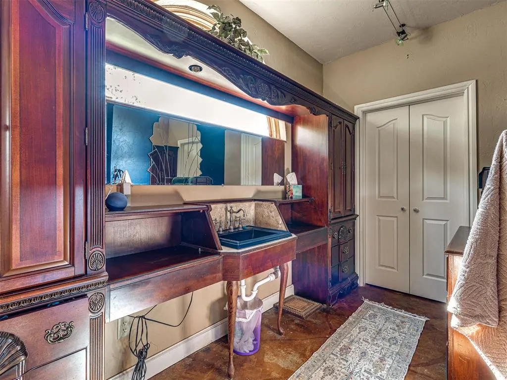 Photo 31 — 24913 E Waterloo Road, Luther, OK 73054