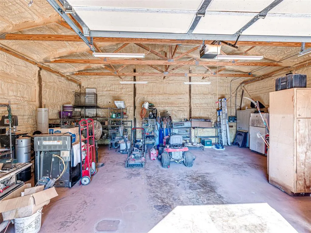 Photo 41 — 24913 E Waterloo Road, Luther, OK 73054