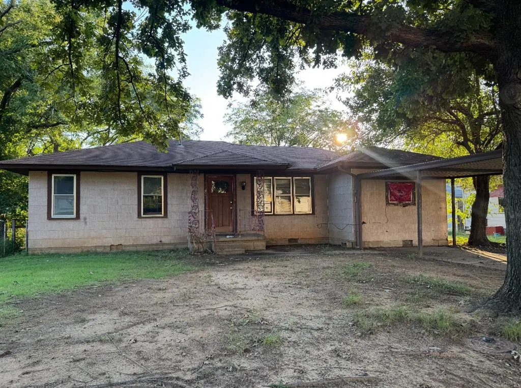 Front exterior — 512 N Ford Avenue, Stroud, OK 74079